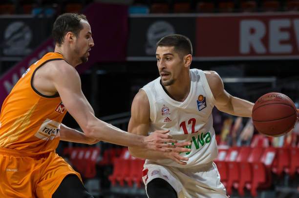 连续14场 连续14场